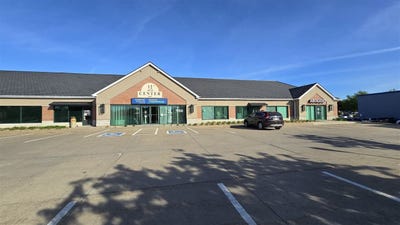 /international/us/250-12th-ave-coralville-ia-110104120051/