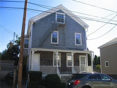 /international/us/15-webster-street-newport-ri-110108547031/