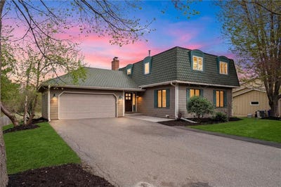 /international/us/2910-alvarado-lane-n-plymouth-mn-110107720323/