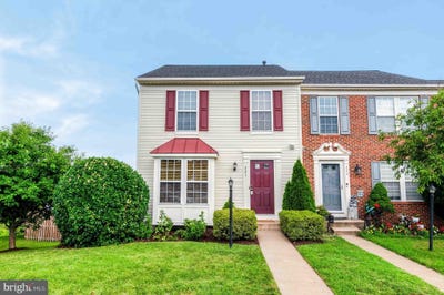 /international/us/221-shirley-square-se-leesburg-va-110100980296/