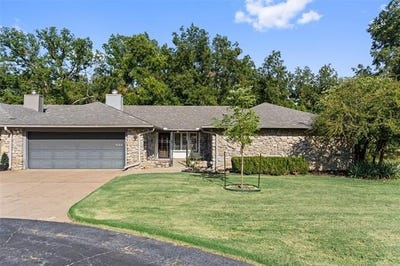 /international/us/1569-pecan-place-bartlesville-ok-110108396147/