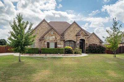 /international/us/1325-bluff-springs-drive-fort-worth-tx-110120589886/