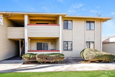 /international/us/6833-w-colehaven-boise-id-110106735050/