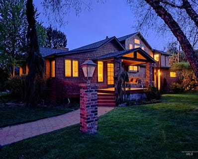 /international/us/2009-n-10th-st-boise-id-110099000136/