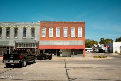 /international/us/100-w-10th-street-lamar-mo-110101311311/?lang=zh-cn