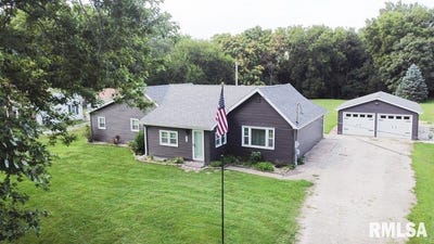 /international/us/614-e-8th-street-st-david-il-110101457743/