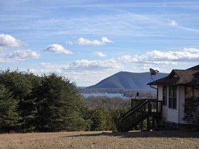 /international/us/0-park-mountain-ter-huddleston-va-110108012753/