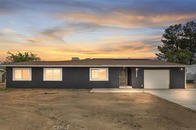/international/us/22315-tehama-road-apple-valley-ca-110099243584/