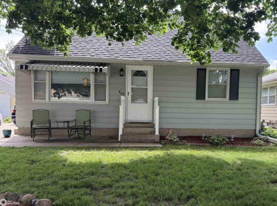 /international/us/908-s-virginia-avenue-mason-city-ia-110108252676/