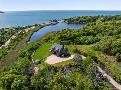 /international/us/15-edgemere-street-montauk-ny-110107205395/