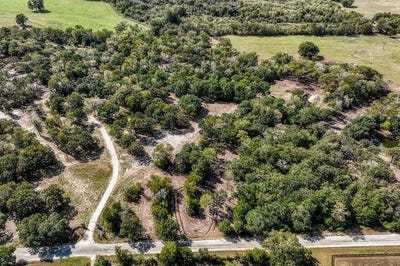 /international/us/tract-1-sun-oil-road-brenham-tx-110103323547/