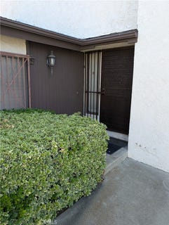 /international/us/2062-locust-court-san-bernardino-ca-110119460010/