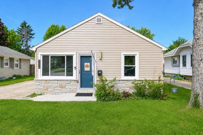 /international/us/1304-n-grandview-blvd-waukesha-wi-110108386350/