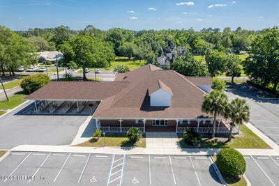 /international/us/300-w-main-street-lake-butler-fl-110100778925/