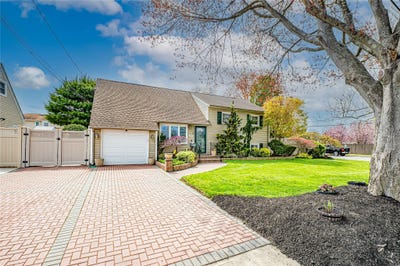/international/us/958-n-queens-avenue-lindenhurst-ny-110099140679/?lang=zh-cn