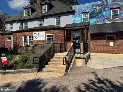 /international/us/30-hampstead-circle-wynnewood-pa-110102210788/