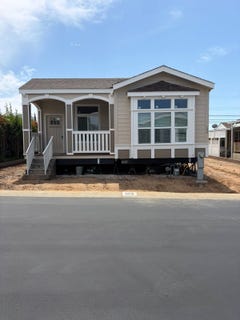 /international/us/1245-w-cienega-avenue-san-dimas-ca-110107452231/