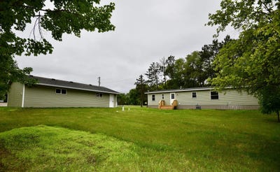 /international/us/1824-189th-street-e-clearwater-mn-110107481686/