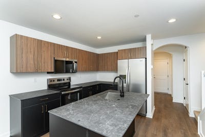 /international/us/1113-century-village-lane-ne-rochester-mn-110106720894/