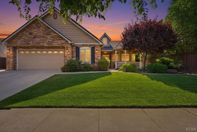 /international/us/1128-n-leila-street-visalia-ca-110108902298/