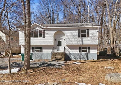 /international/us/2802-fairhaven-drive-tobyhanna-pa-110120508570/