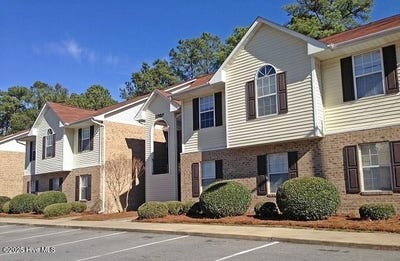 /international/us/2914-mulberry-lane-greenville-nc-110099980097/