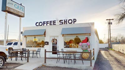 /international/us/2226-navajo-boulevard-holbrook-az-110104965725/
