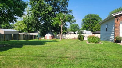 /international/us/237-n-4th-street-albion-il-110100569660/?lang=zh-tw