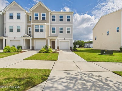 /international/us/2709-chert-lane-raleigh-nc-110106301438/