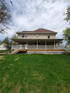 /international/us/674-2nd-street-dawson-mn-110090183890/