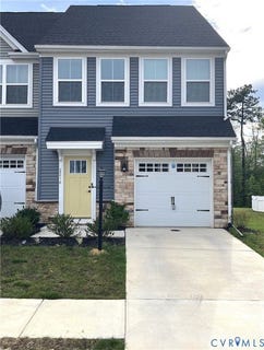 /international/us/2210-palm-court-sandston-va-110108753702/