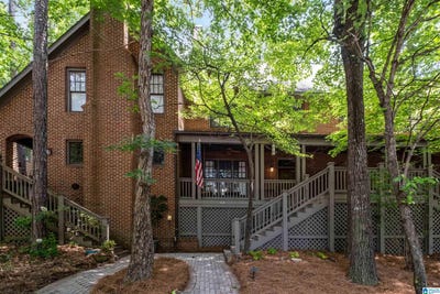 /international/us/62-hawthorn-street-birmingham-al-110099985828/