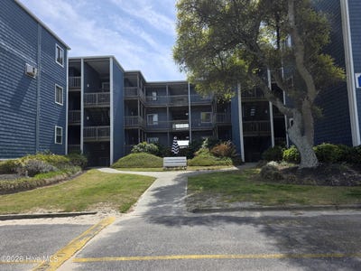 /international/us/2224-new-river-inlet-road-north-topsail-beach-nc-110107170343/