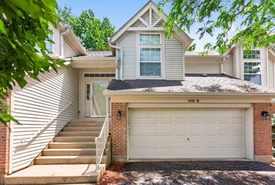 /international/us/105-ione-drive-south-elgin-il-110108681445/