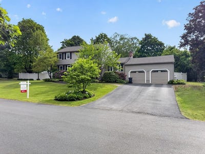 /international/us/19-tilton-ln-andover-ma-110108539119/