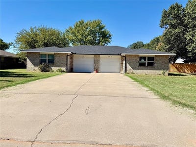 /international/us/903-lera-lane-elk-city-ok-110120533138/