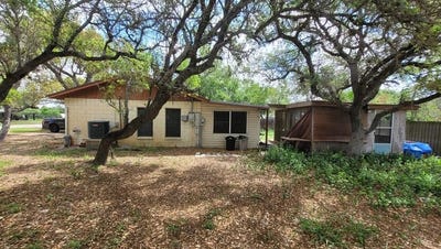 /international/us/202-glen-oak-rockport-rockport-holiday-beach-tx-110107381503/