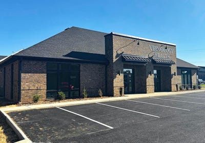 /international/us/140-e-professional-park-court-bowling-green-ky-110107615682/