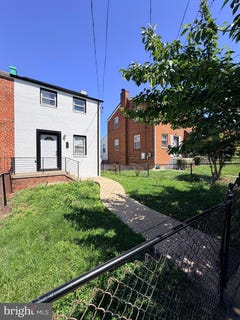 /international/us/608-chaplin-street-se-washington-dc-110108443078/