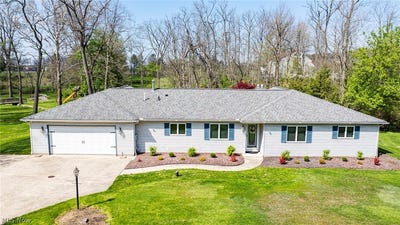 /international/us/16912-albion-road-strongsville-oh-110107549363/