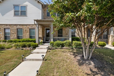 /international/us/6521-iron-horse-boulevard-north-richland-hills-tx-110119884092/