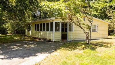 /international/us/16-center-street-charlestown-ri-110101466316/?lang=de