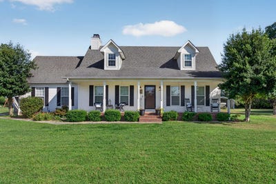/international/us/257-evergreen-circle-smithville-tn-110109969646/