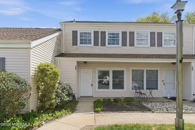/international/us/38-mediterranean-court-barnegat-nj-110107435466/