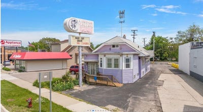 /international/us/27380-gratiot-avenue-roseville-mi-110092405900/