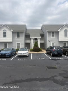 /international/us/113-w-victoria-court-greenville-nc-110107765086/