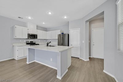 /international/us/26-lone-cove-court-henderson-nv-110108173231/
