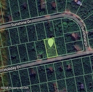 /international/us/16-holiday-drive-white-haven-pa-110101422294/
