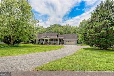 /international/us/765-river-oaks-hayesville-nc-110098379000/
