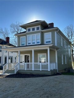 /international/us/411-green-street-nw-gainesville-ga-110106920923/